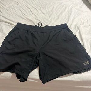 Black north face shorts